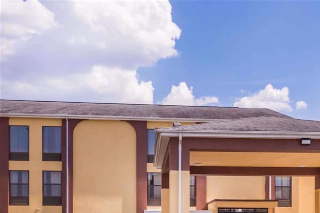 Howard Johnson By Wyndham Spartanburg Expo Center Exterior photo