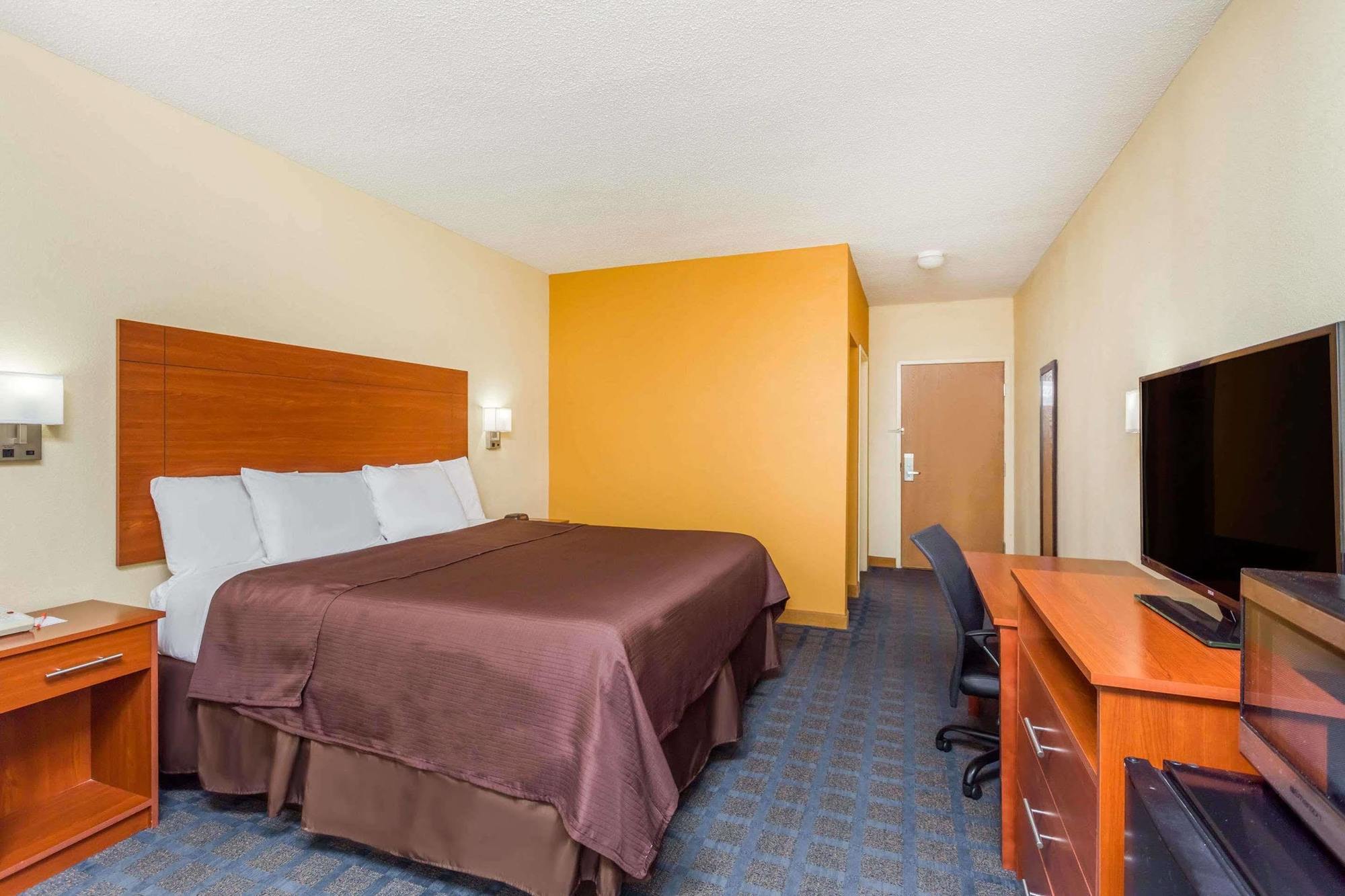 Howard Johnson By Wyndham Spartanburg Expo Center Exterior photo